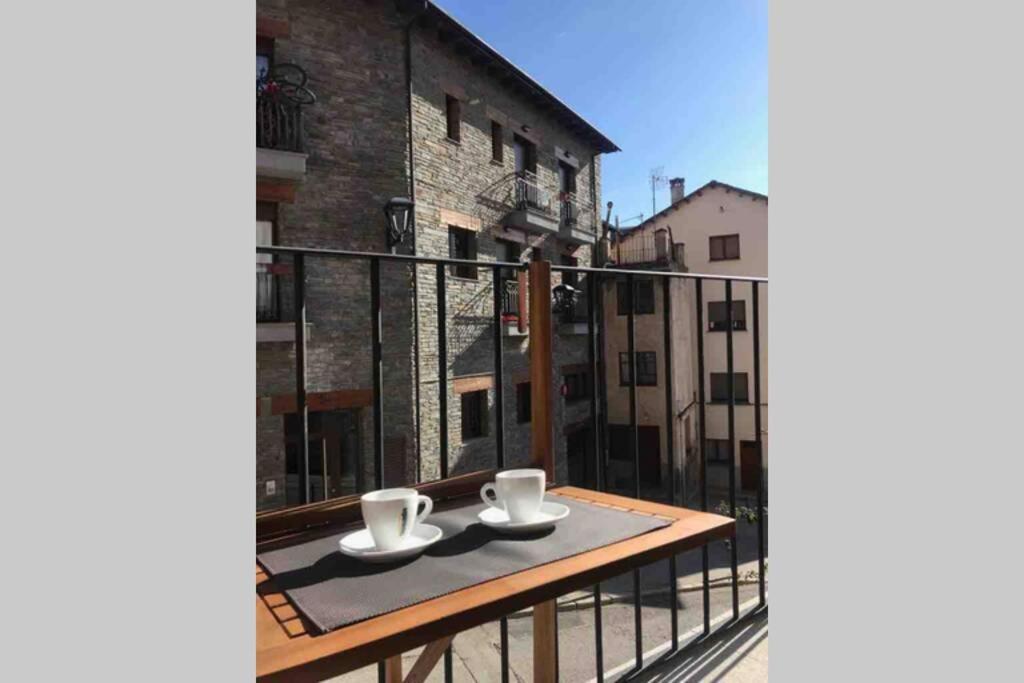 Puigcerda Centro. Acogedor Apartament En El Pueblo 外观 照片